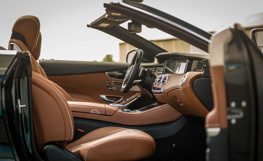 Интерьер Mercedes-Benz S550 Cabriolet AMG Line 2016 года  (NA) (фото 10 из 11)